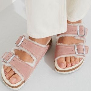 BIRKENSTOCK x Free People Arizona 5 Pink Suede Genuine Ivory Shearling Sandals